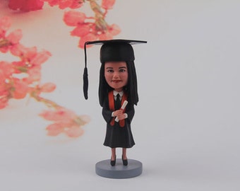 Graduation Gift / Graduation Bobblehead / College Graduation Gift / Graduation Gift for Girl / Graduation Gift / Graduation Glass