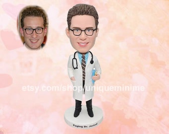 Customised Gift for Fathers Day - Custom Bobblehead dolls