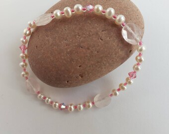 Rose quartz and freshwater pearl bracelet