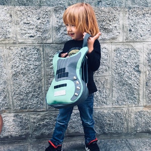 Guitar Backpack for Kids Unique, Guitar Shaped Backpack Vegan Leather, Kids Guitar School Bag Faux Leather, Electric Guitar Gifts for Kids