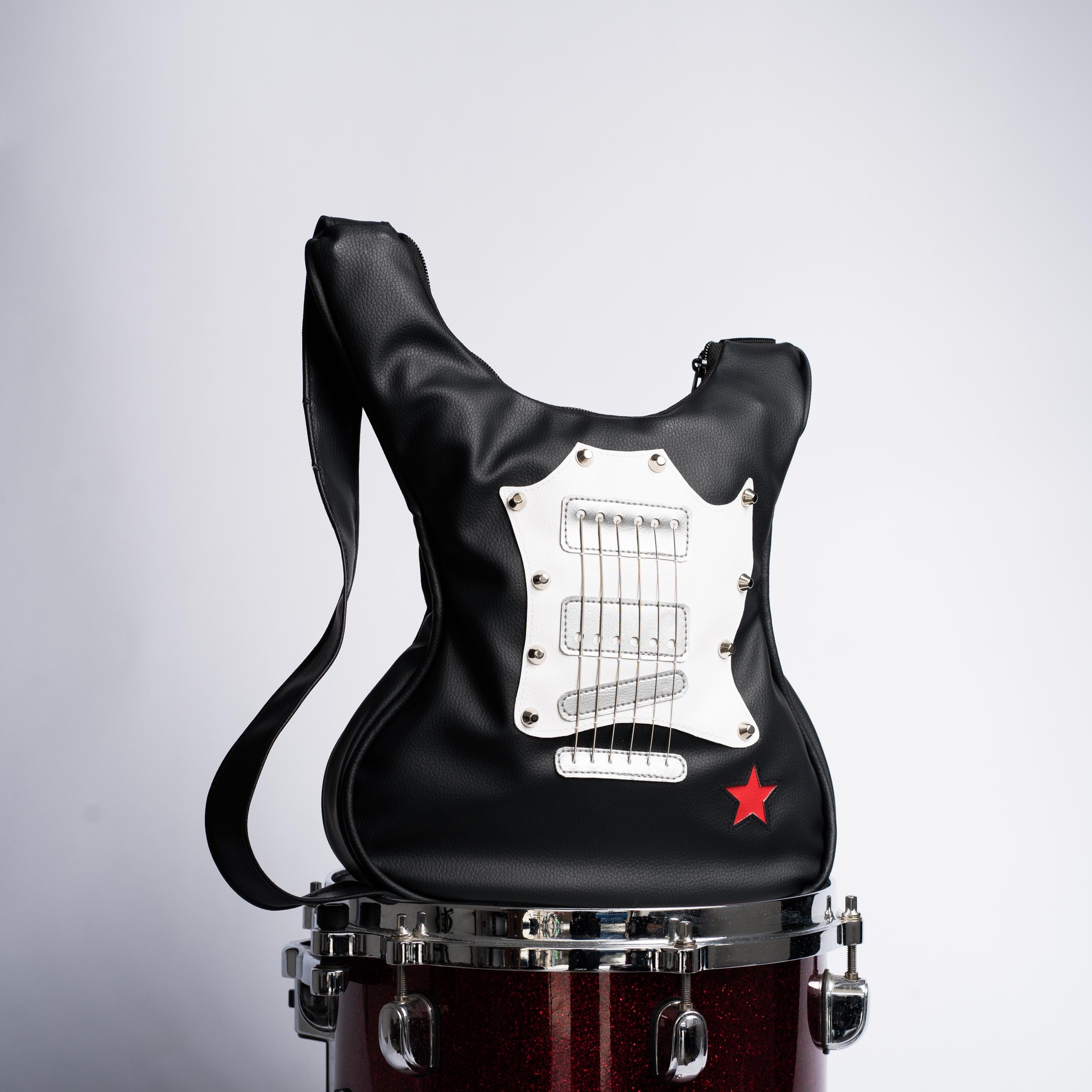 Guitar shaped crossbody bag - Etsy 日本
