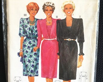 Misses' Dresses, Size 10-22, Neue Mode (M20105) Sewing Pattern