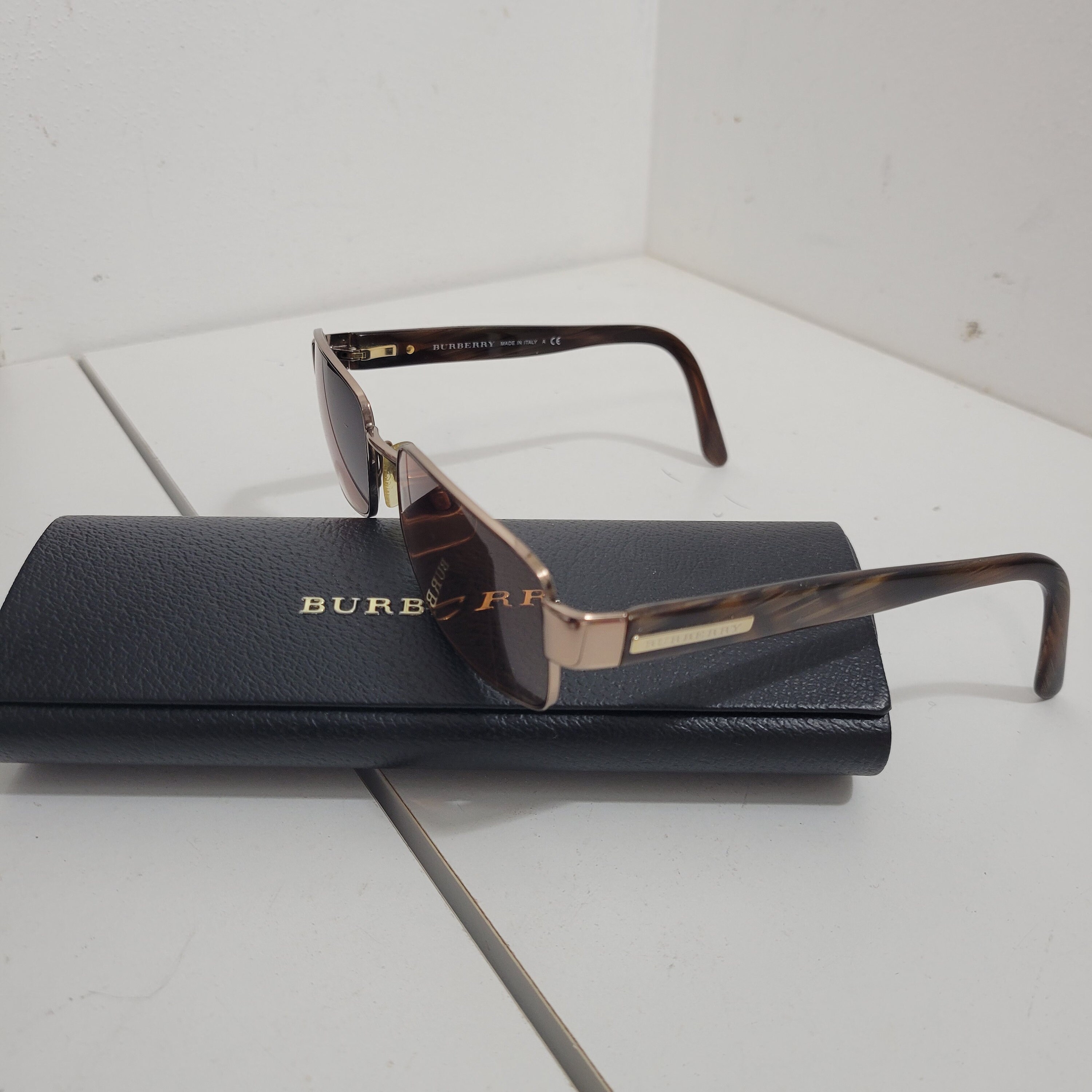 Burberry Prescription Sunglasses with Case Burberry BE4181 L (58 - 17) with Grey lenses and Black frame  main image 2