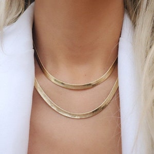5 MM 18 K gold snake chain , Herringbone gold choker , High quality Flat snake chain , gold necklace , Gold Chain , herringbone,
