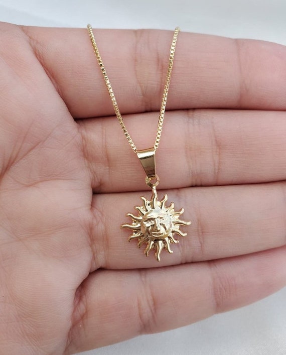 Sun and Moon Chain Necklace in Gold | Lisa Angel