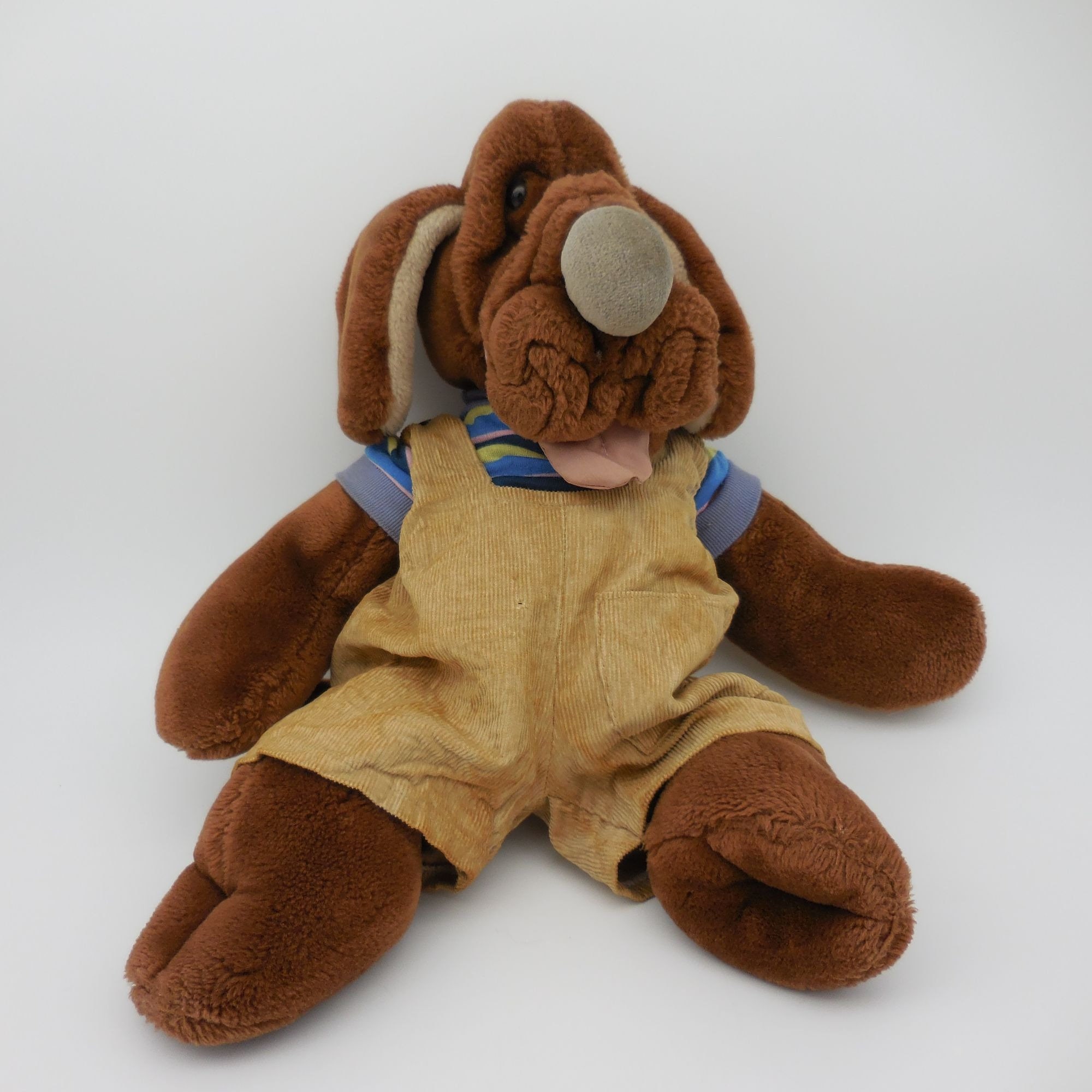 wrinkles soft toy dog