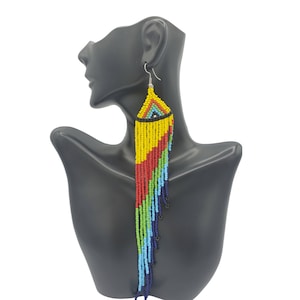 Pendientes asimétricos con cuentas, pendientes con flecos, pendientes colgantes con cuentas, pendientes con cuentas de semillas, pendientes largos con cuentas, pendientes con borlas, pendientes africanos