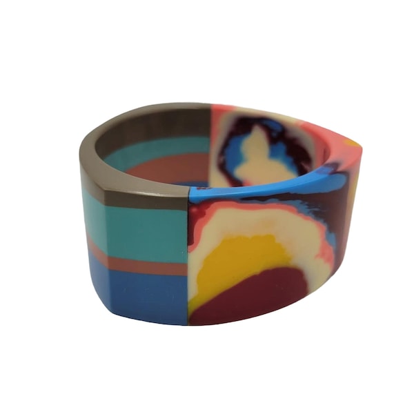 Vibrant Lucite Bangle - Resin Reuleaux Triangle Chunky Bracelet