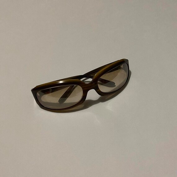 Oliver Peoples Hand Crafted Y2k Yellow Tinted Sunglasses ⋆｡‧₊°♱༺?❦︎?༻♱༉‧₊˚. Oliver Peoples Hand Crafted Y2k Yellow Tinted Sunglasses - Etsy main image 3