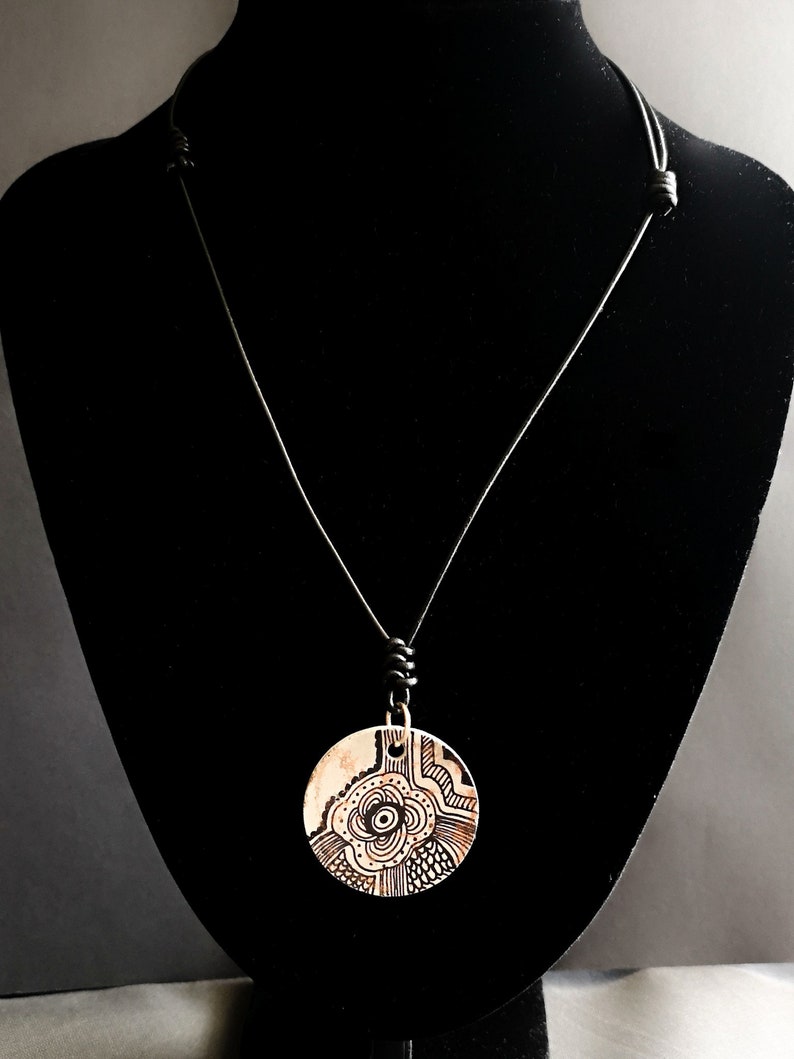Concrete handmade necklace/_ concrete handmade necklace jewelry Jewelry leather Handgemalt/_ leather handpainted Einzelst\u00fcck