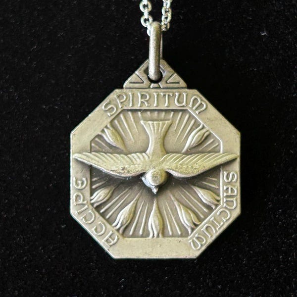 Esprit Medallion Necklace main image 0