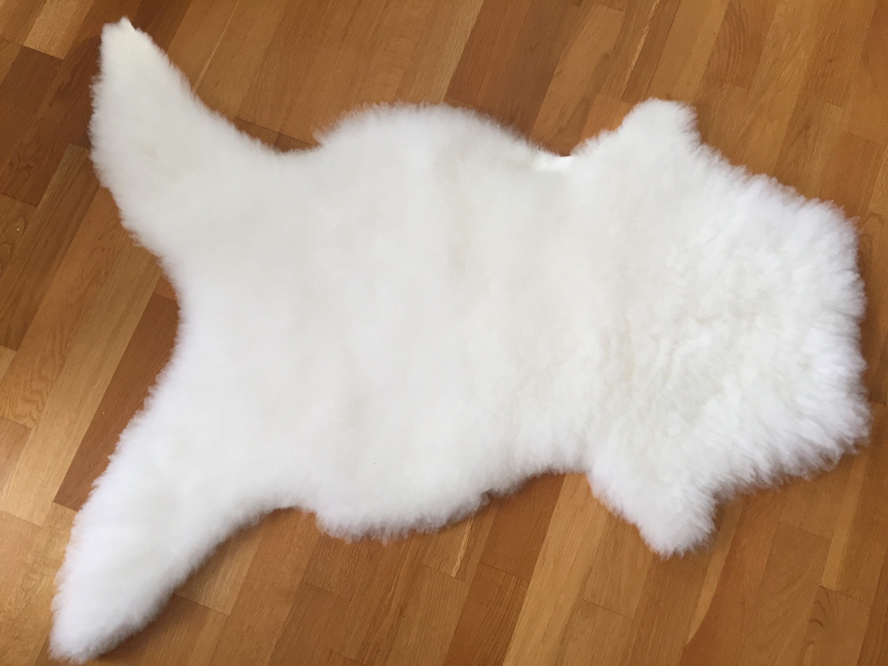 Washable baby fleece from lambskin sheepskin rug for infant nursery