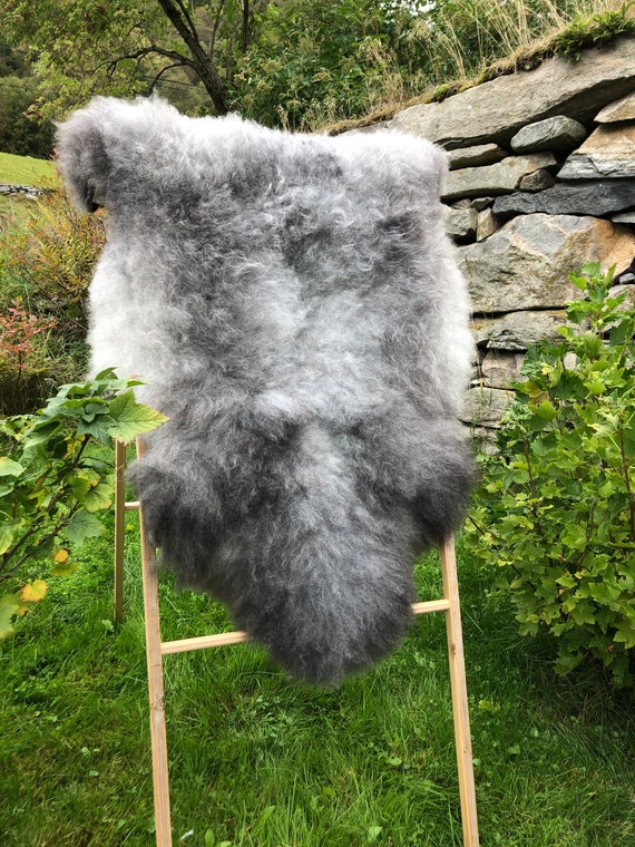 Exclusive soft haired pelt lush sheepskin rug supersoft Norwegian sheep throw grey 21255