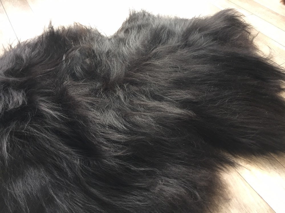 Black sheepskin long haired rug spael sheep large throw 19048
