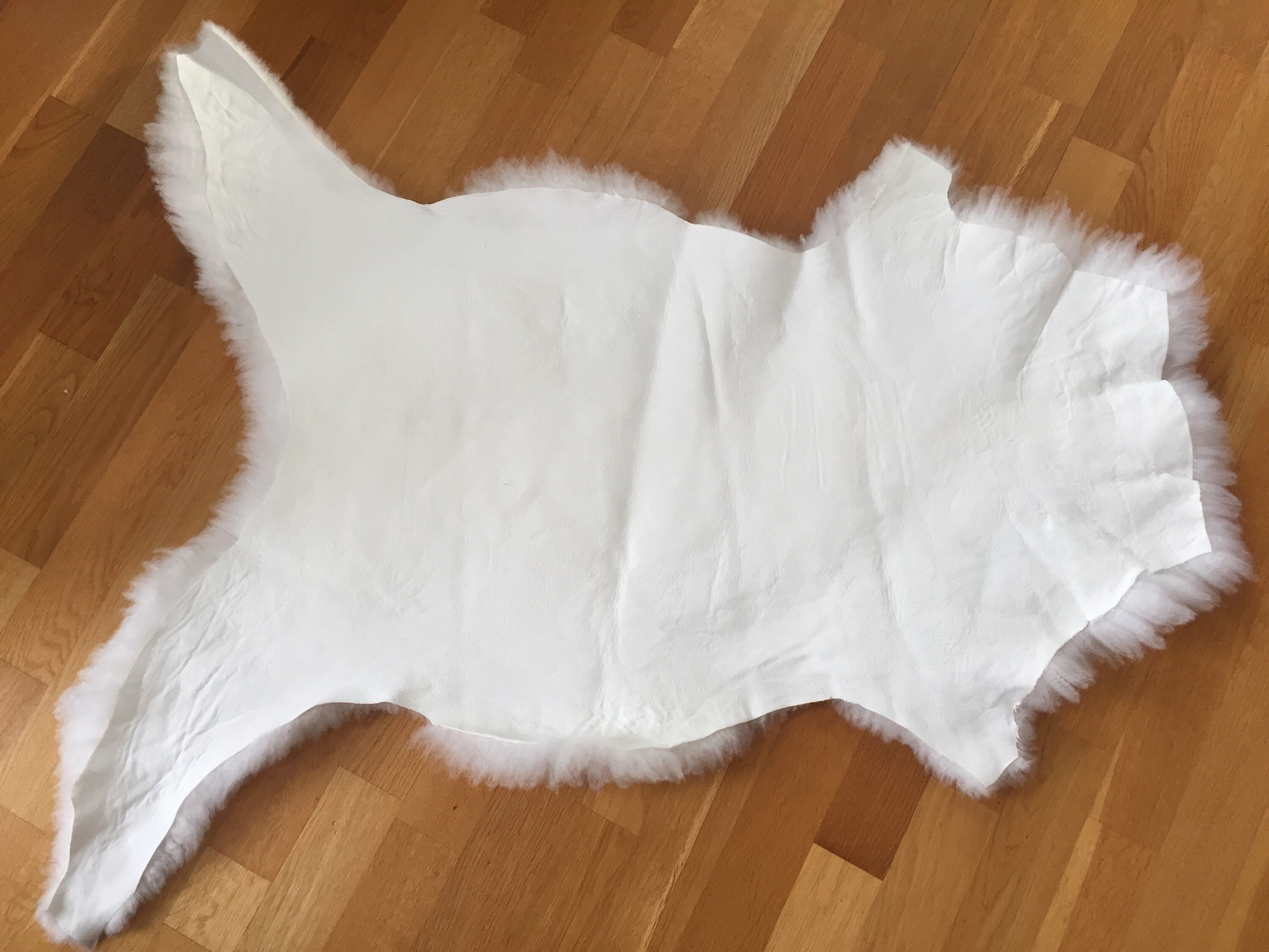 Washable baby fleece from lambskin sheepskin rug for infant nursery