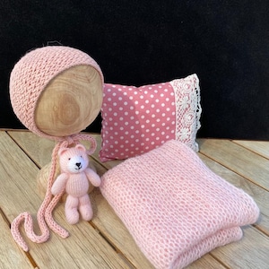 Conjunto de accesorios de almohada y envoltura rosa para recién nacidos, osito de peluche de punto, accesorio para fotografía de bebés, conjunto de manta con gorro
