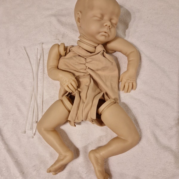 Kit poupée bébé en vinyle style Reborn - Yeux fermés. Environ 40 cm 16 po.