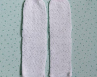 1 x Pair Diamond Patterned Knee High Socks 17/18 inch doll Code 10023/4 White