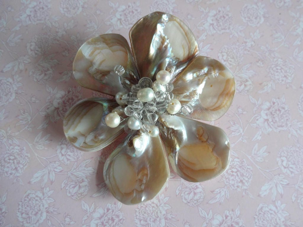 Vintage Mother of Pearl Brooch Pearl Flower Brooch Shell | Etsy