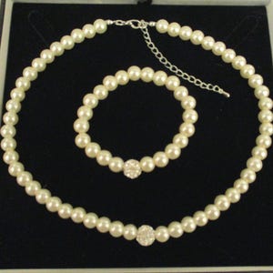 Vintage Style Pearl Necklace Set, Faux Pearl Necklace, Faux Pearl Bracelet, Pearl Necklace and Bracelet Set, NE/23