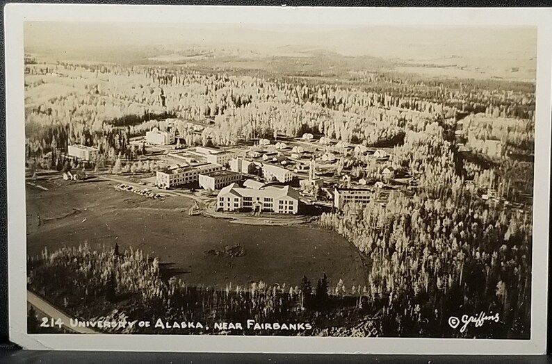 RPPC Postcard University of Alaska Fairbanks AL Ariel View of College afbeelding 1