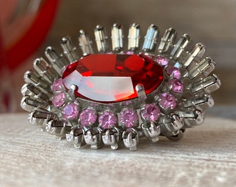 Vintage Costume Jewellery Brooch Oval Flower with Red Pink and Clear Crystals