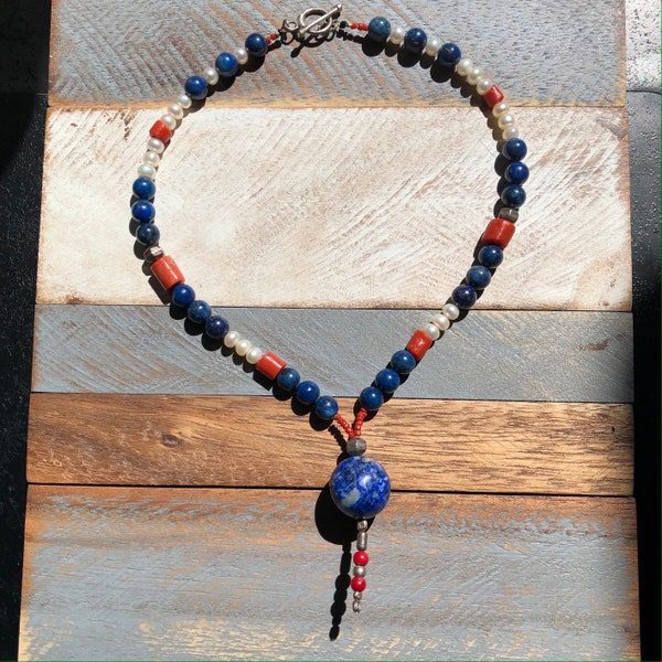 Vintage plata Lapis Lazuli rojo coral perlas collar