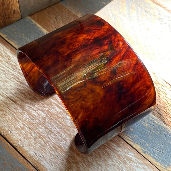 Vintage Faux Tortoiseshell Wide Cuff Bracelet Tran