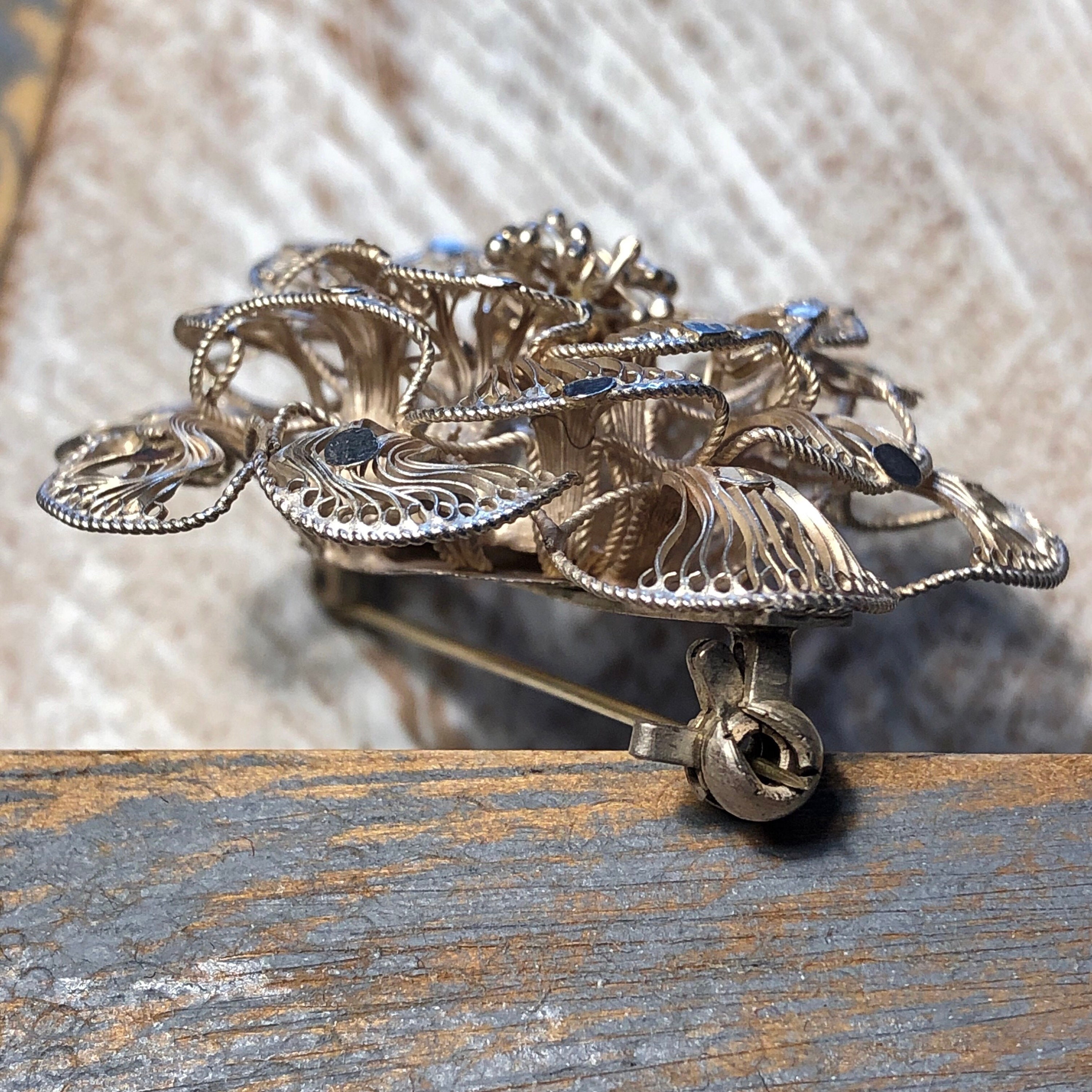 Vintage Antique Sterling Silver Filigree Flower Brooch Pin