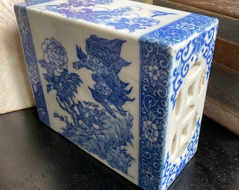 Antique 1800s Chinese Qing Dynasty Opium Pillow Blue and White Porcelain Ceramic Museum Quality