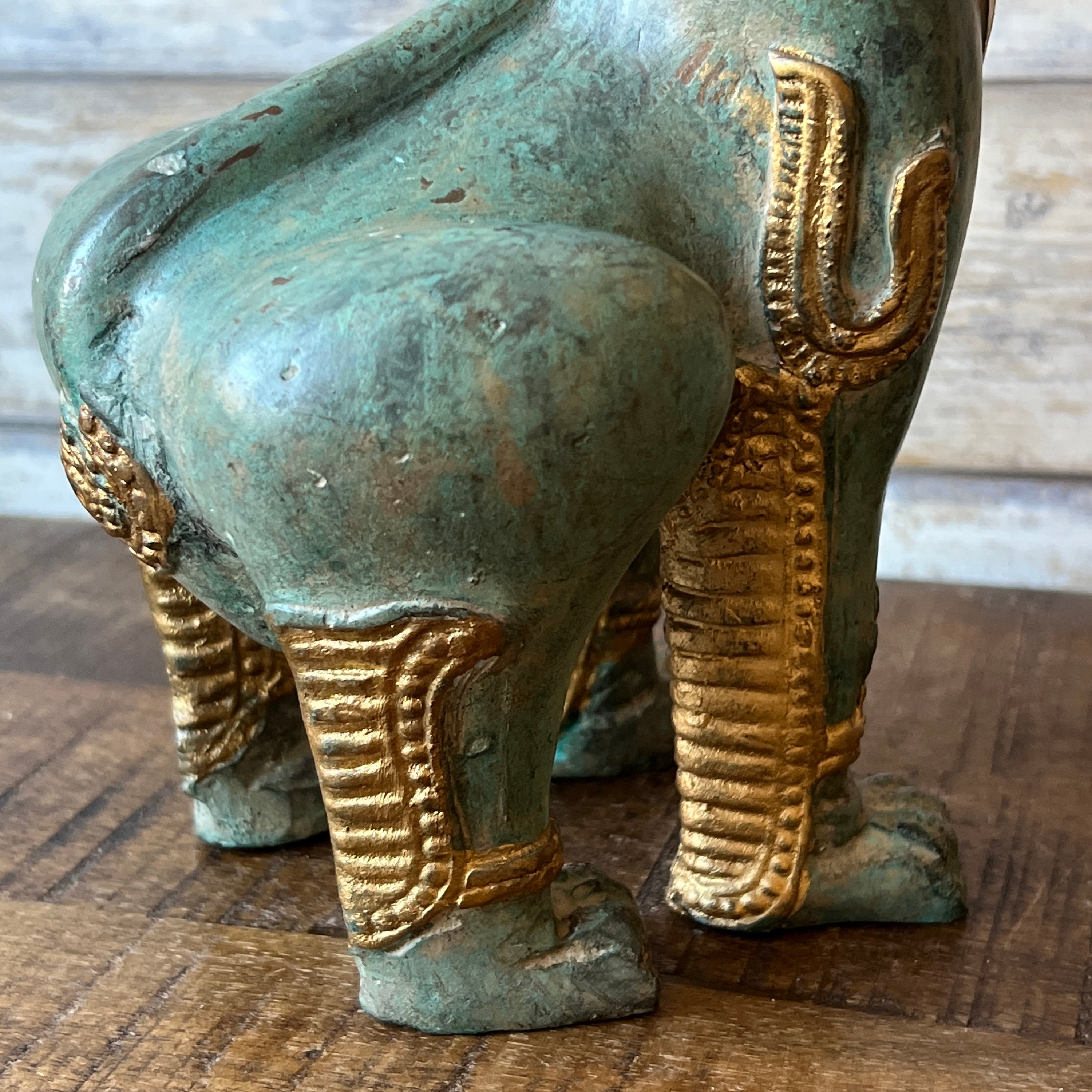 古代　木彫ベトナム　獅子置物　高さ19㎝　タサコサ　東上8-0610① Vintage Thai Siam Khmer Bronze Gilt Singha Imperial Lion Foo Dog