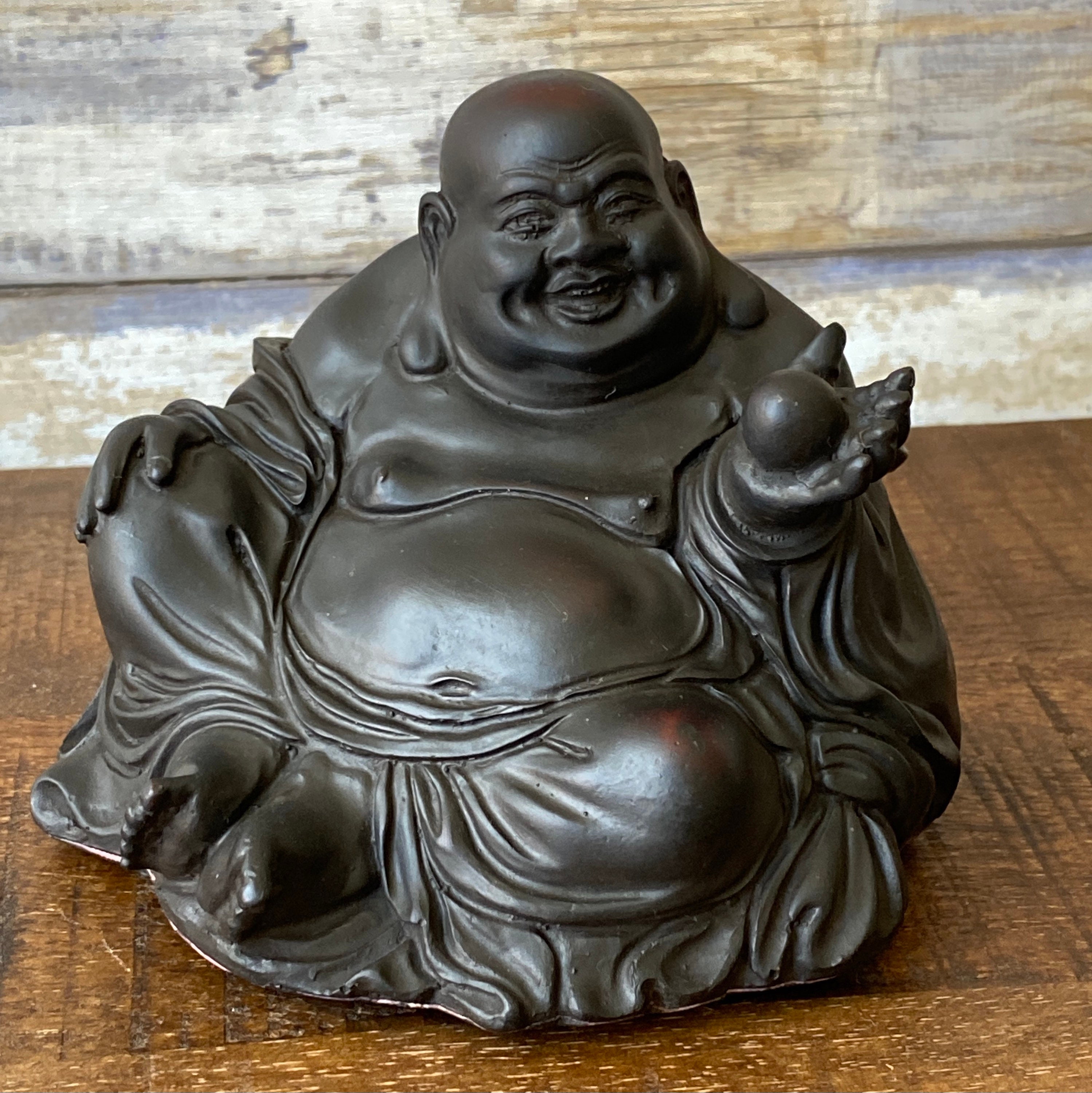 Sculpture en céramique en forme de tête de Bouddha porte-bonheur