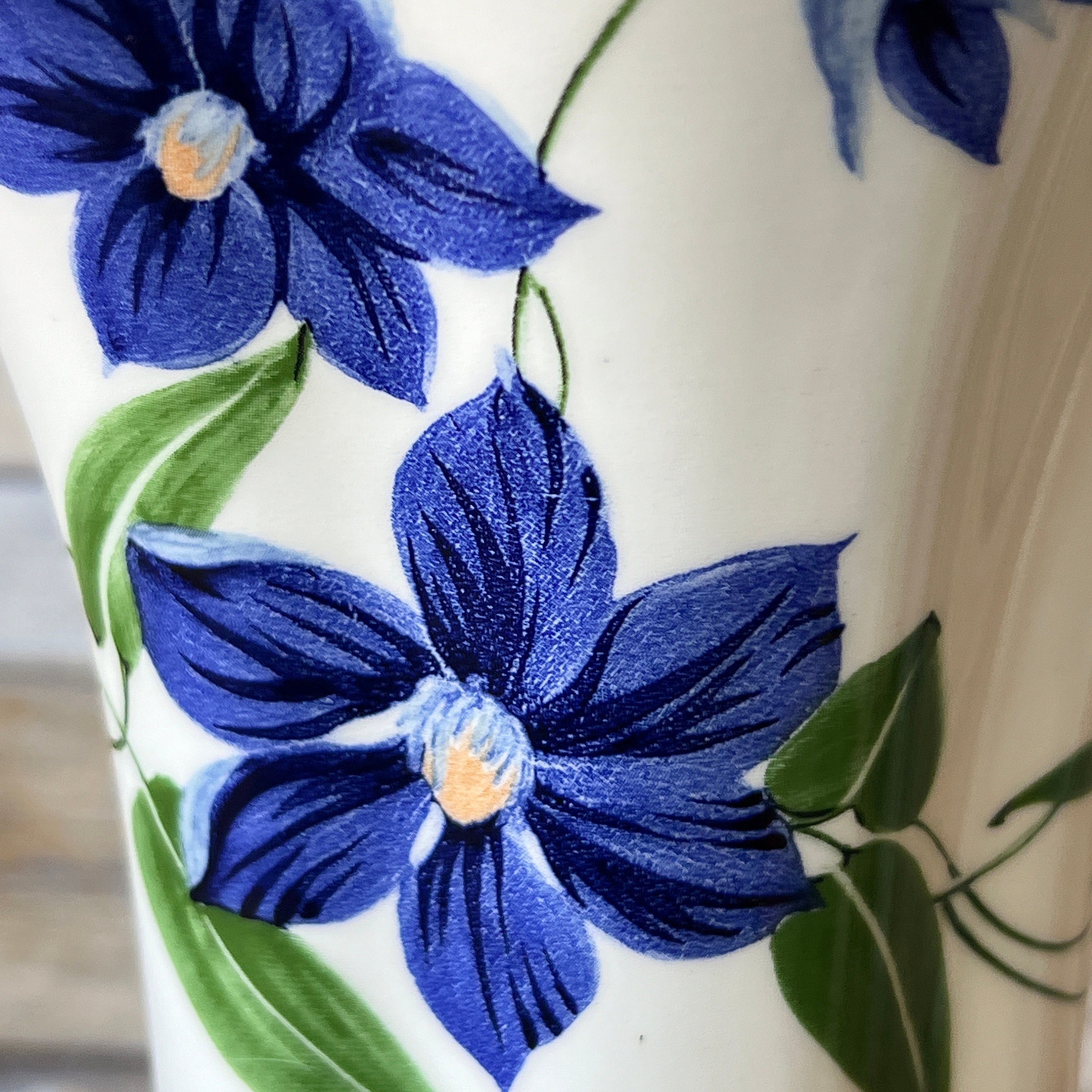 Tiffany & Co. 青いフラワーベース Vintage 2002 Tiffany Co Large Ceramic Vase Decorated With Blue