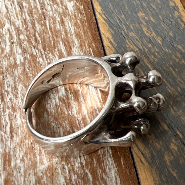 Vintage 1970s Brutalist Solid Sterling Silver Ring Small Size