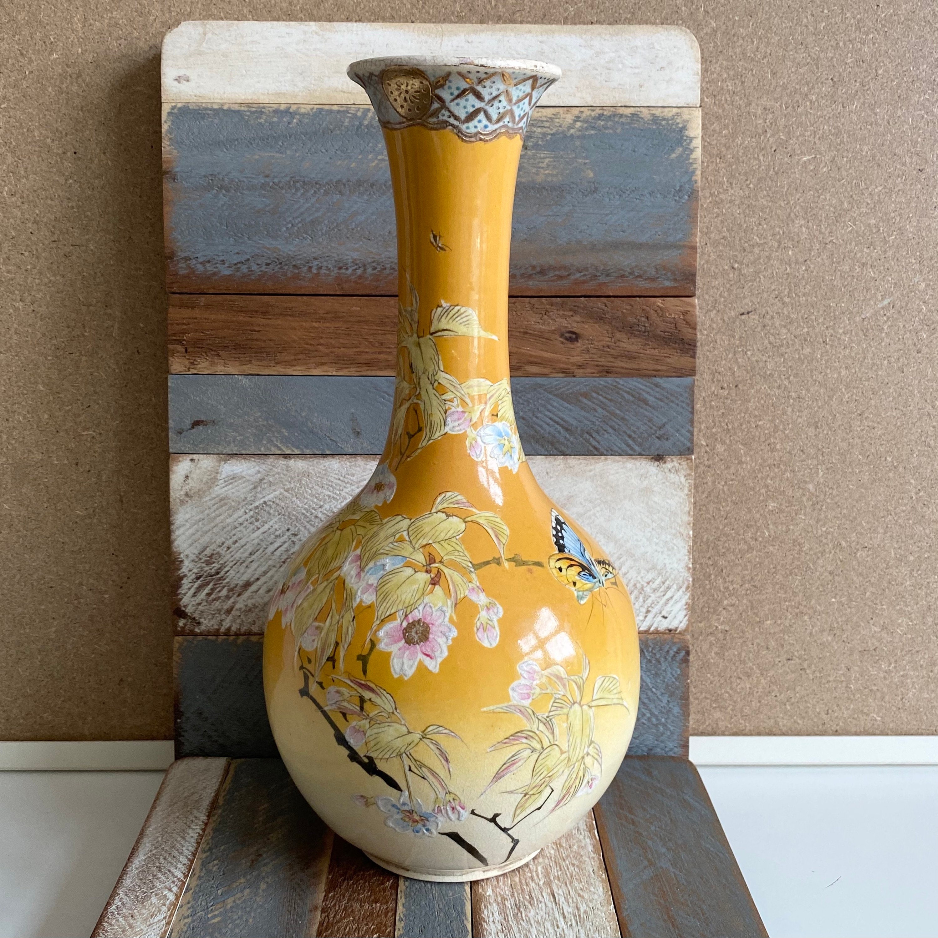 RARE Antique Japanese Satsuma Yellow Base Porcelain Bottle Etsy UK