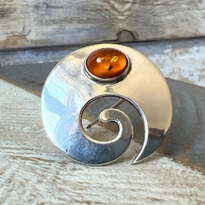 Vintage Sterling Silver and Baltic Amber Swirl Brooch Hallmarked 925