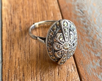 Anillo ovalado antiguo Art Decó de plata esterlina y marcasitas