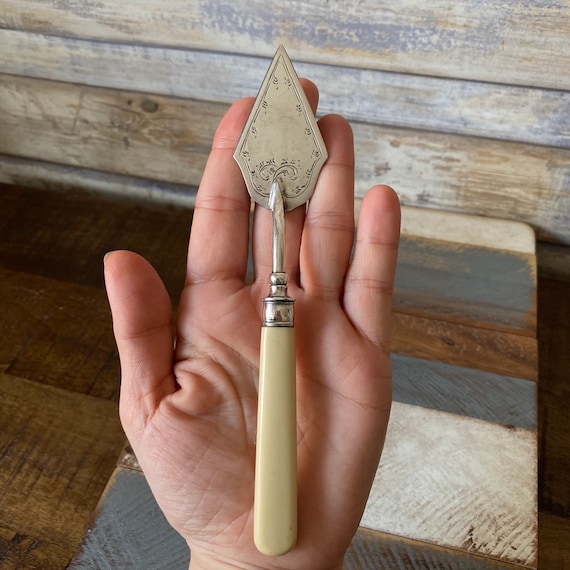 Ceremonial trowel deals