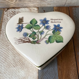 Vintage Botanical Porcelain Heart Shaped Trinket Jewellery Box Made in England