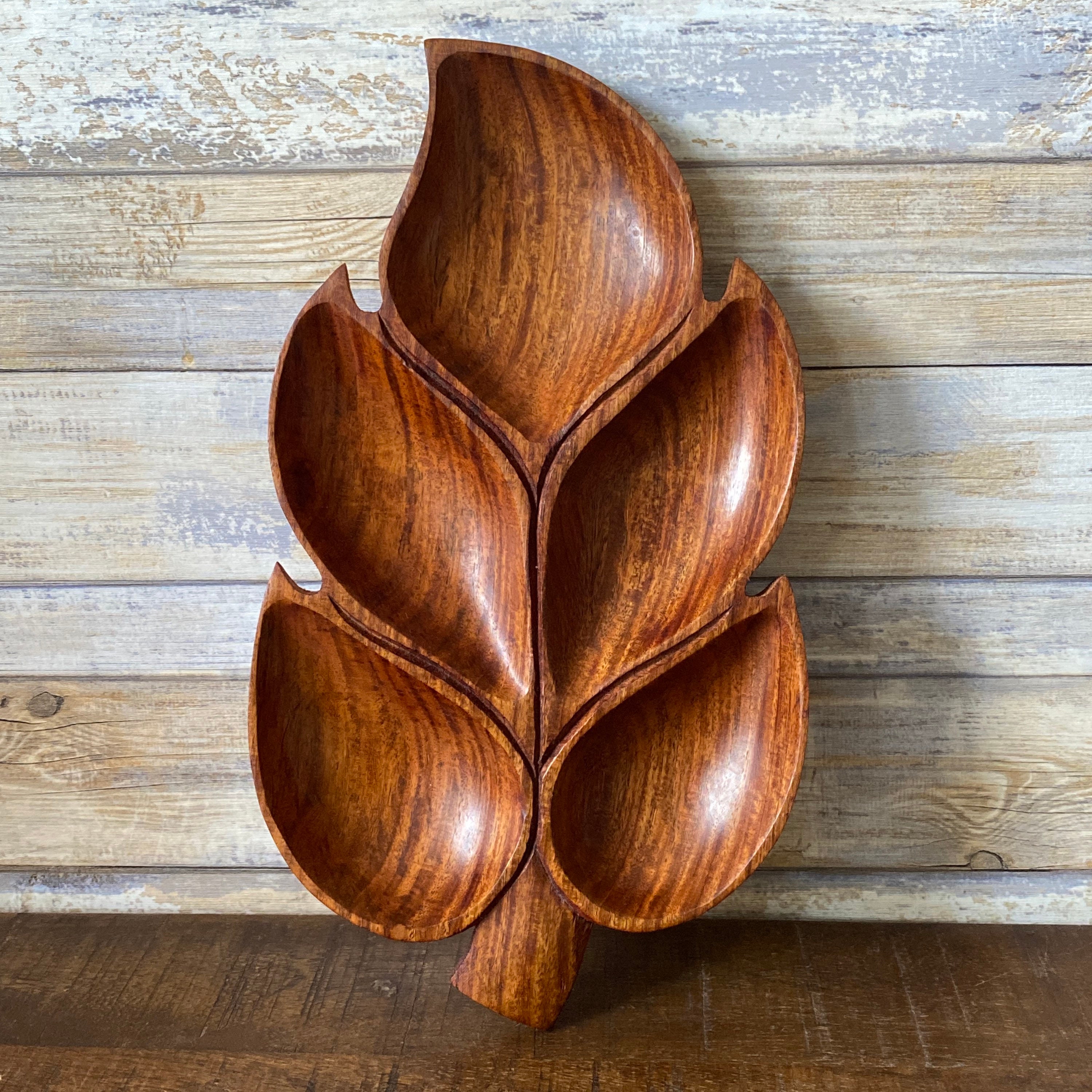 Vermont Oak Leaf Wood Carving Pairs R30LOK