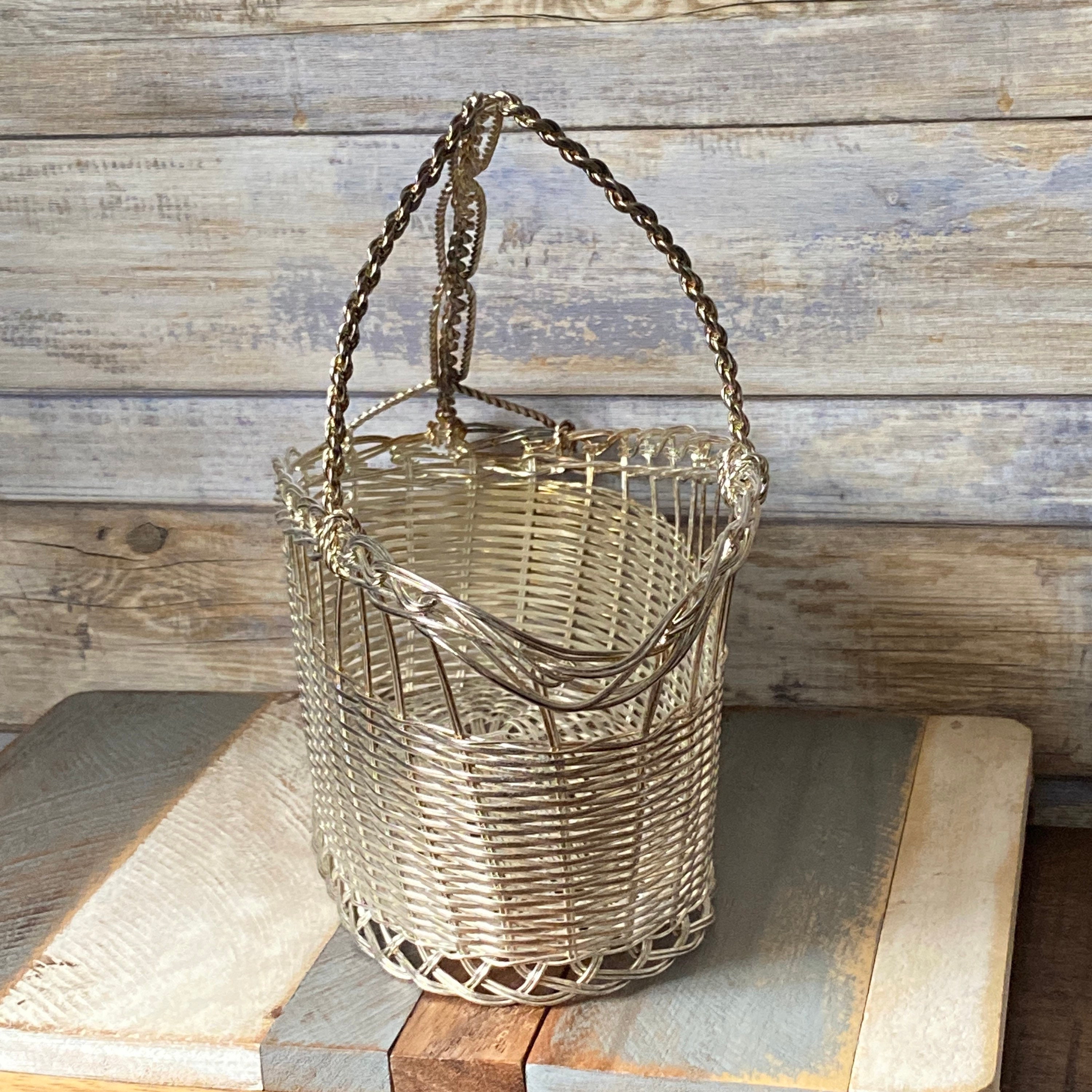 西ドイツ【Silver Plated】籠 バスケット 葡萄 アールヌーヴォー 西ドイツ【Silver Plated】籠 バスケット 葡萄 アールヌーヴォー
