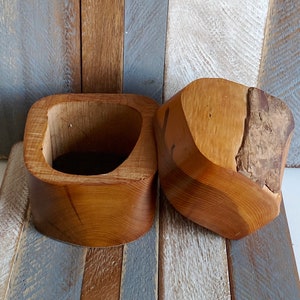 Vintage Natural Seasoned Yew Wood Trinket Jewellery Box