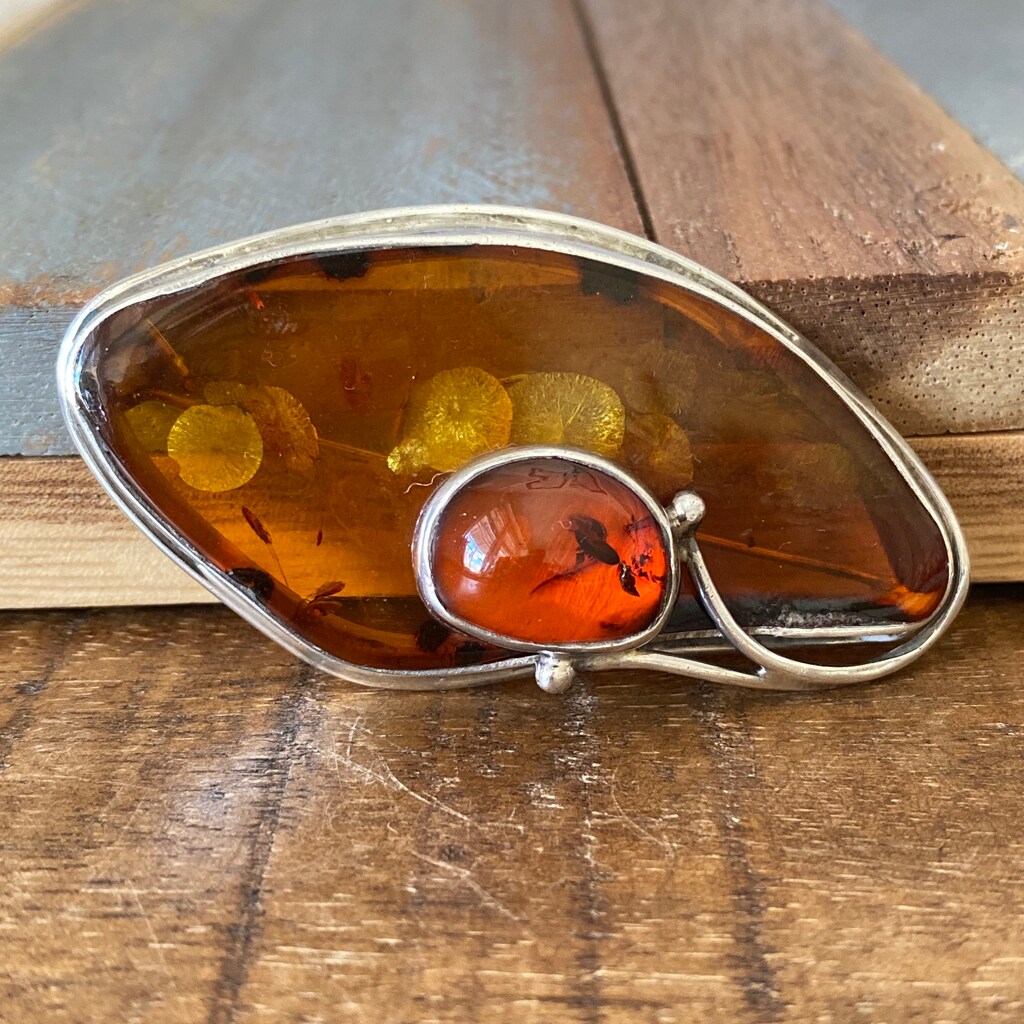 Spilla Vintage In Argento 925 Con Ambra Cognac – Eleganza Da Donna