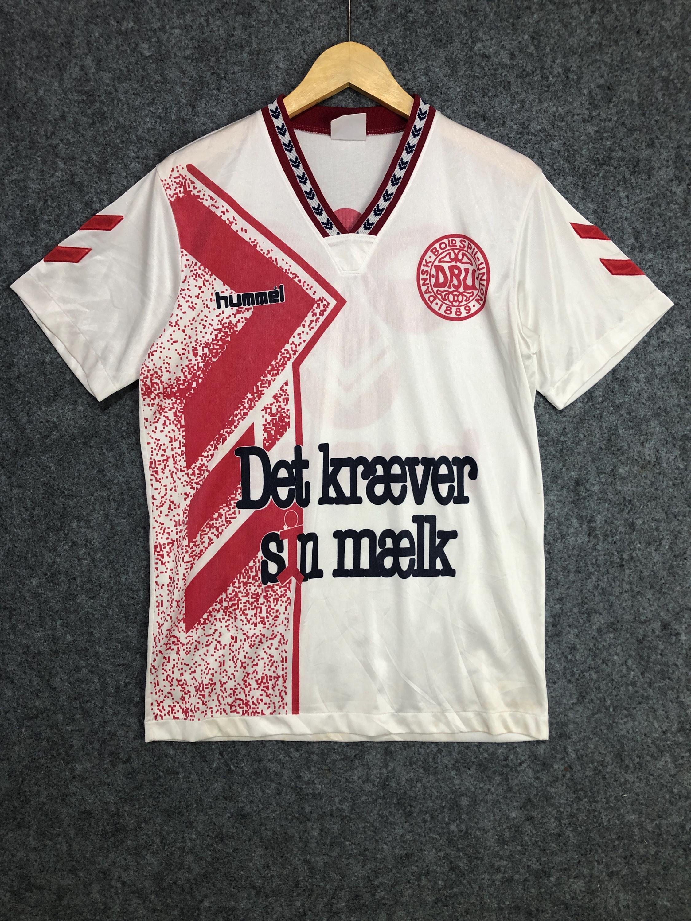 Vintage 90s Hummel Denmark National Team Training Wear Jersey