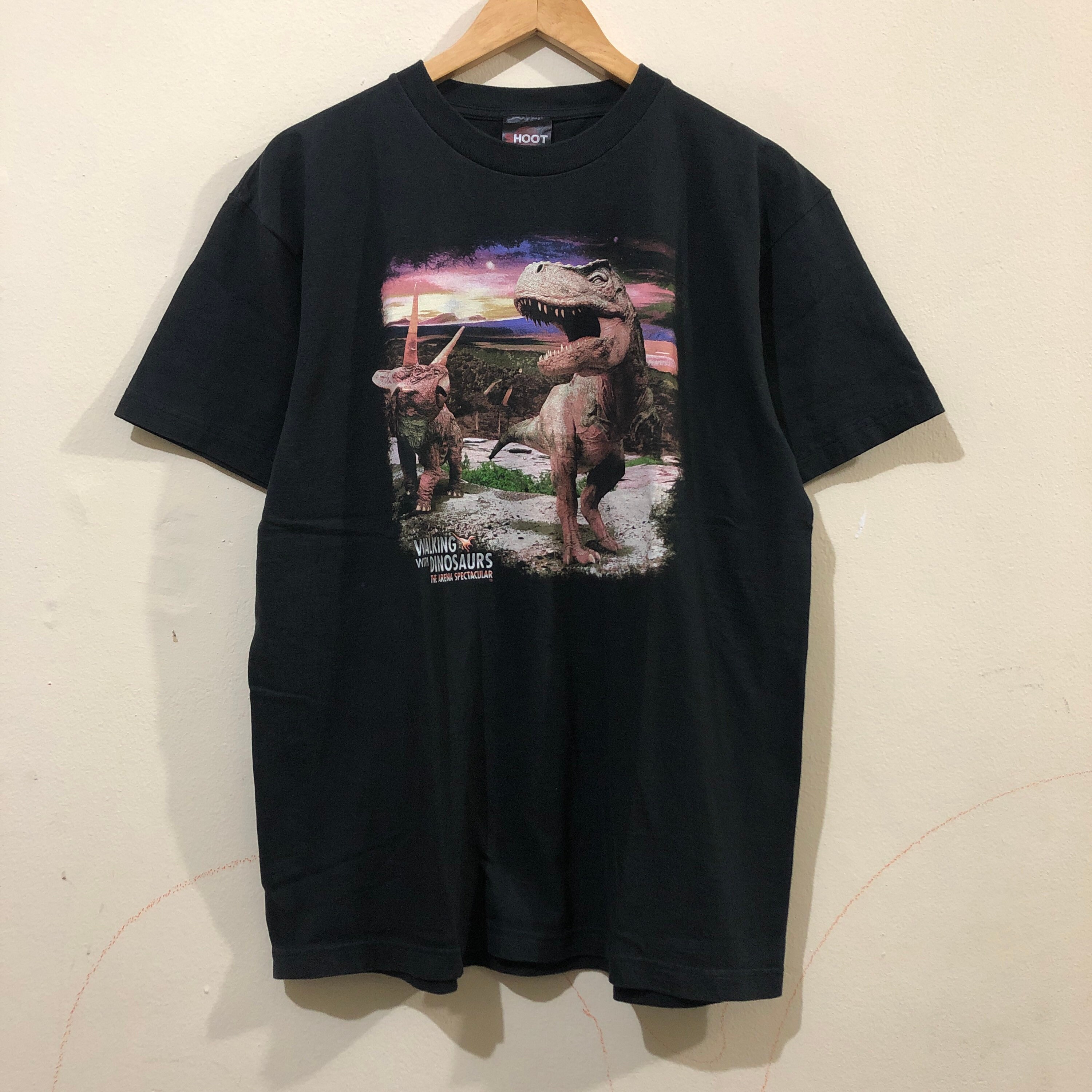 N/A THE MEN IN THE ARENA ハンサム Tシャツ HUF x Bronze56K Hang In There T-Shirt – HUF Worldwide