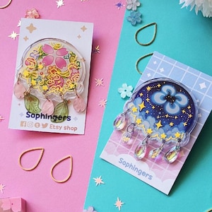 Moon jellyfish (Aurelia aurita) // Acrylic pins with gold foil