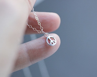 Tiny Peace Sign necklace, Peace Symbol Necklace, Gift for Her, Gift for Him, Peace necklace in Sterling Silver, Birthday, Graduation Gift