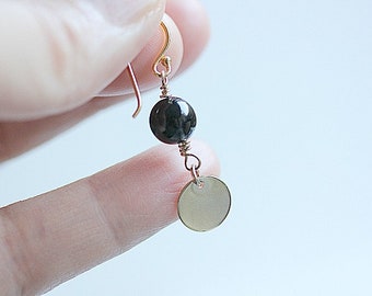 Gold filled Discs and Onyx gemstone Earrings, Onyx Jewelry, Gift for her, February Birthstone earrings, Black Onyx Earrings, Gift for her