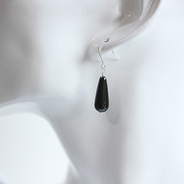 Pair of Black onyx earrings -  Onyx Jewelry - Dangle Earrings -  Black Gemstone earrings - Wire Wrapped - Black onyx drop earrings