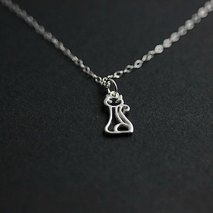 Kitty Cat Necklace - Animal Necklace -  Sterling Silver - Kitty Necklace - Cat jewelry -  Minimalist Jewelry - Gift for her